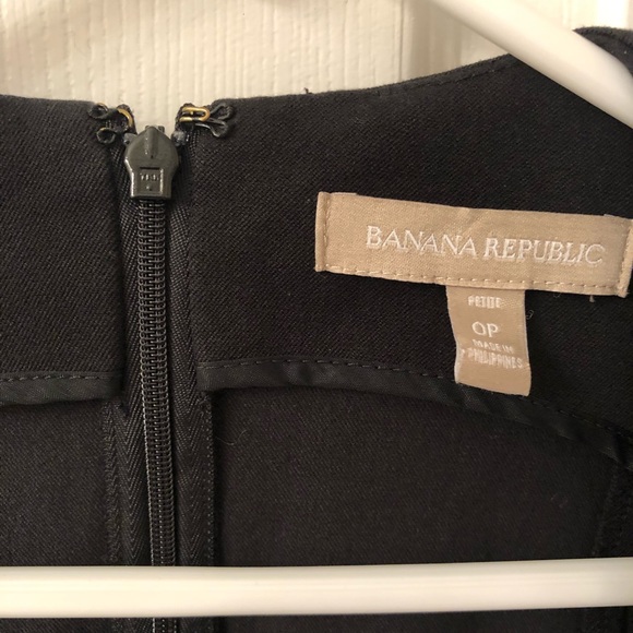 Banana Republic Black Shift Dress - Picture 4 of 5